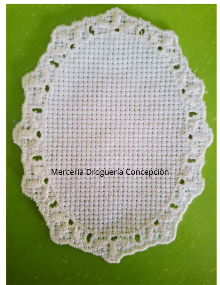 Aplique Punto de Cruz Ovalado Blanco 100x70 mm | Bordado y Manualidades