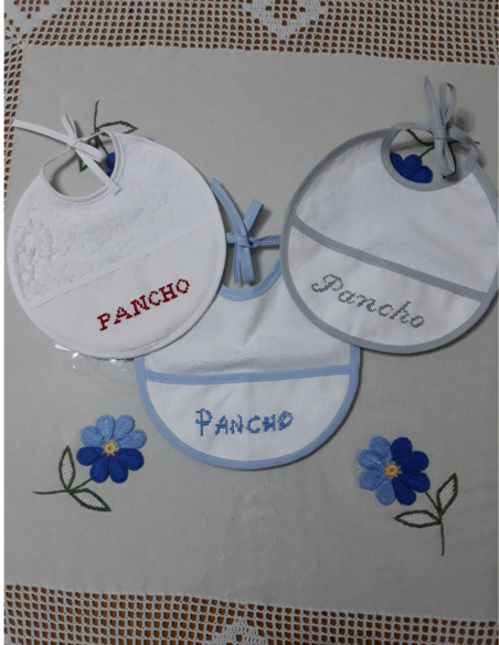 Babero Personalizado Letras Punto de Cruz | Regalo Bebé